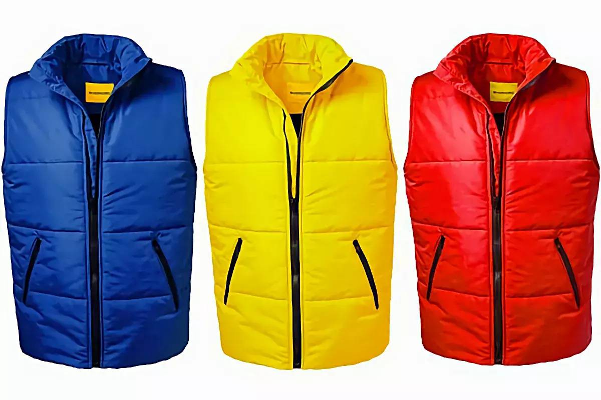 Men's insulated vest — the leader of the off-season